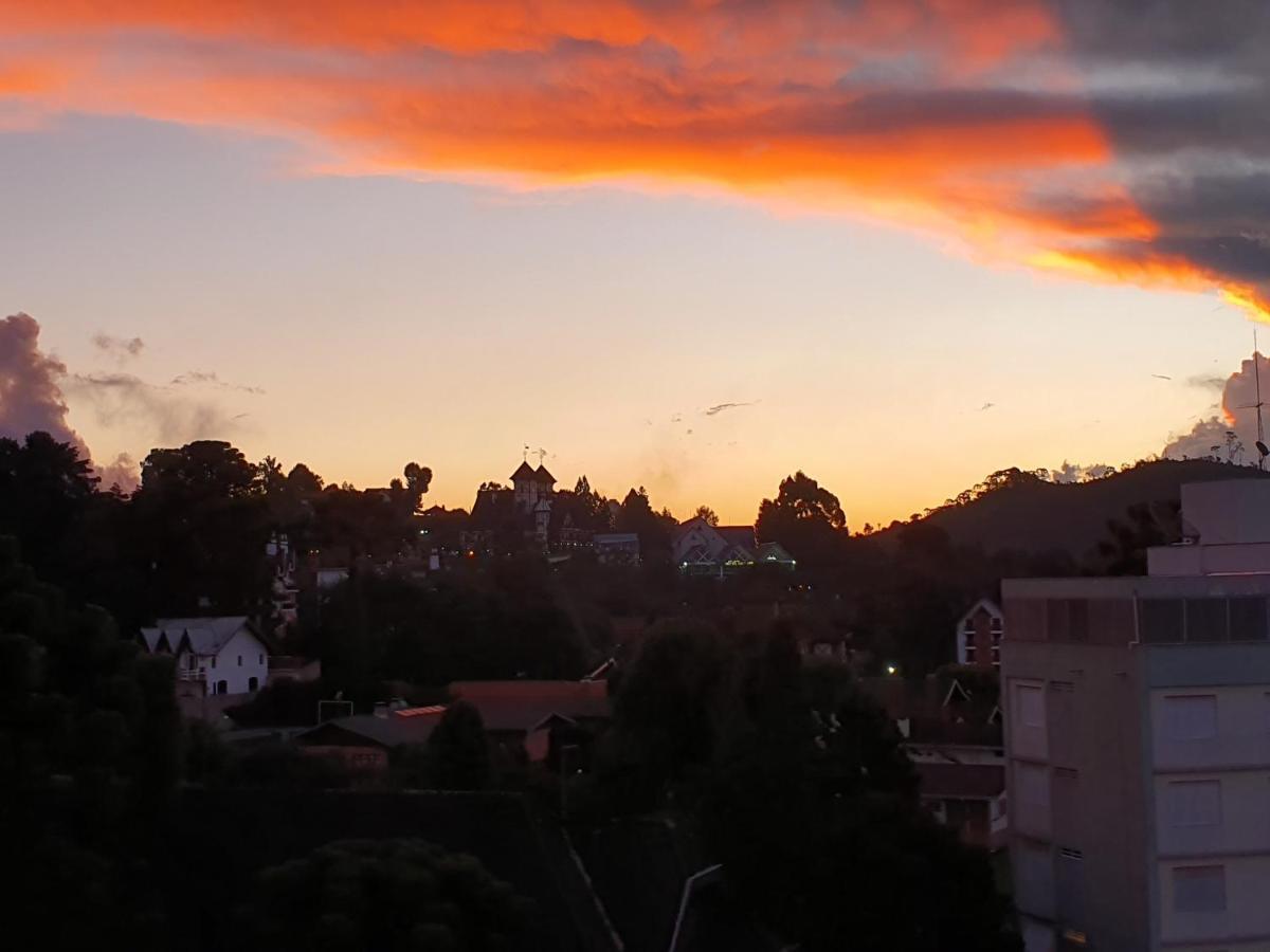 Apartamento No Capivari Com Elevador Campos do Jordão Esterno foto